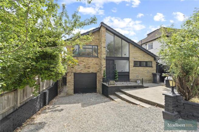 5 bed property, in The Avenue, £1,100,000
