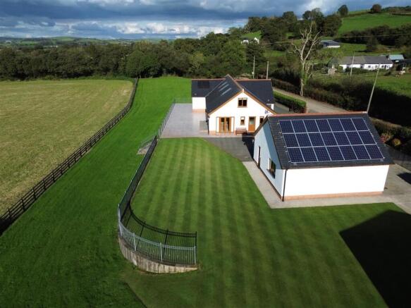 3 bed property, in Llangynog, £685,000