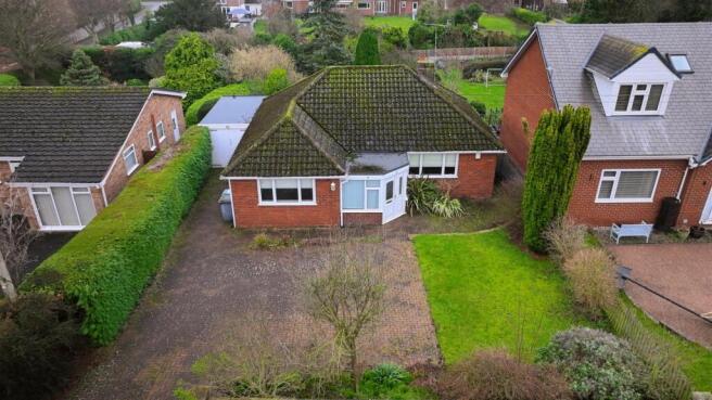 2 bed property, in Stancliffe Avenue, £400,000
