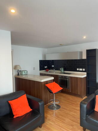 2 bed property, in Navigation Street, £170,000
