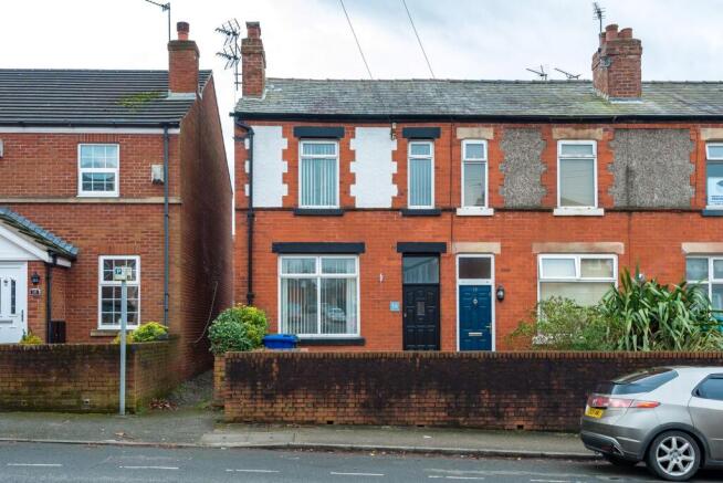 2 bed property, in Bridge Street, £179,950