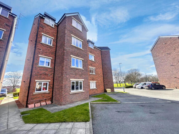 2 bed property, in Edendale Avenue, £79,950