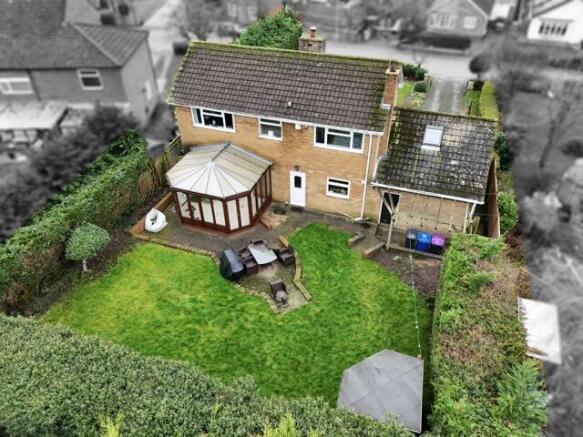 4 bed property, in Morton Road, £350,000