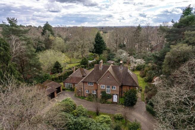 5 bed property, in Fitzroy Road, £1,600,000