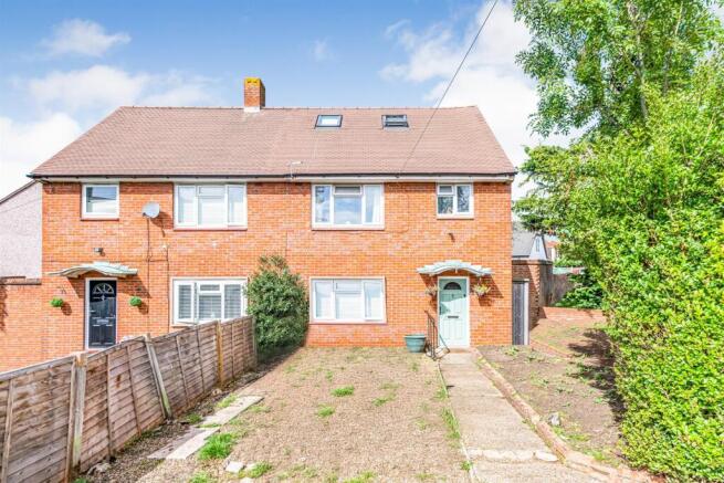 4 bed property, in Danescourt Crescent, £550,000