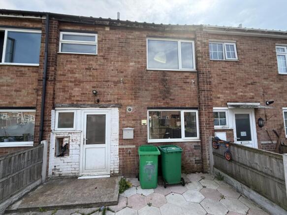 3 bed property, in 94 Newmarket Road, £80,000