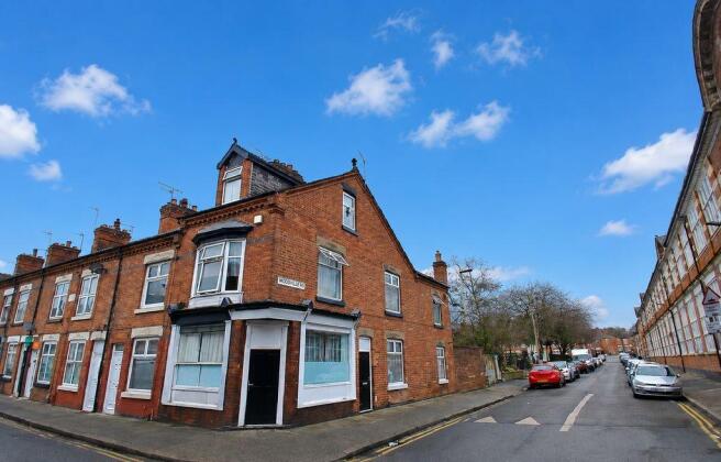 4 bed property, in Vernon Street, £215,000