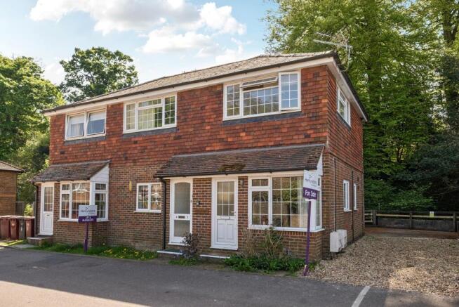 1 bed property, in The Wharf, £170,000