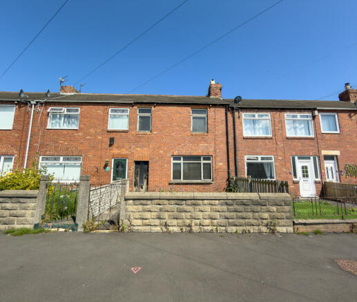 2 bed property, in 18 North Seaton Road, £9,000