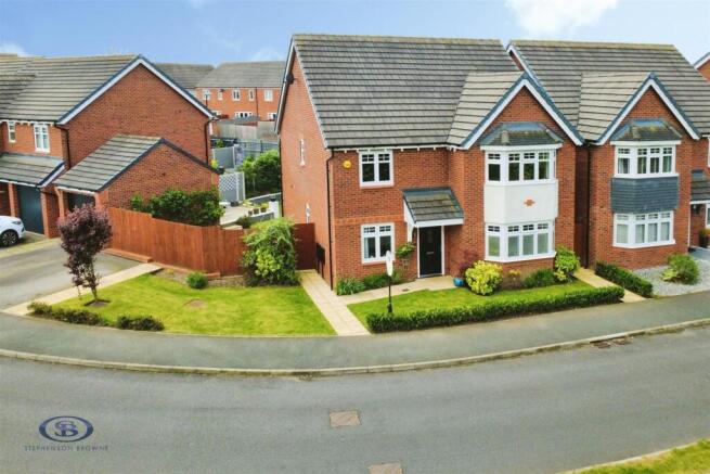 5 bed property, in Leaman Road, £515,000