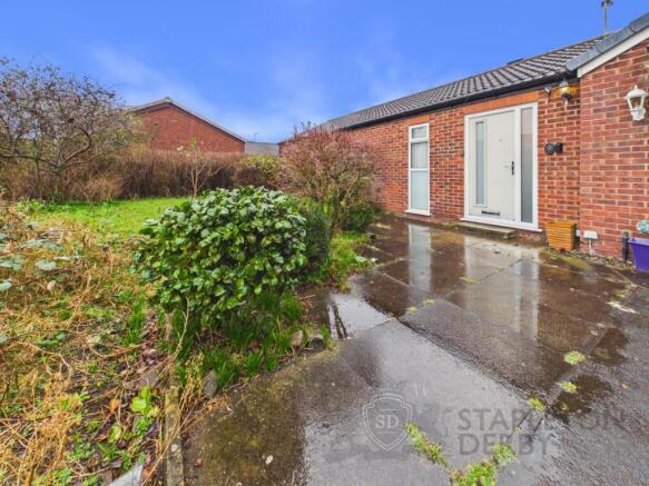 2 bed property, in Abberley Close, £159,950