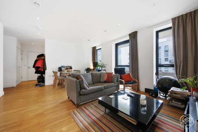 2 bed property, in Festuca House, £580,000