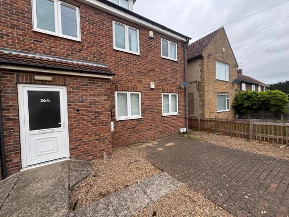 2 bed property, in Flat 1, £42,000