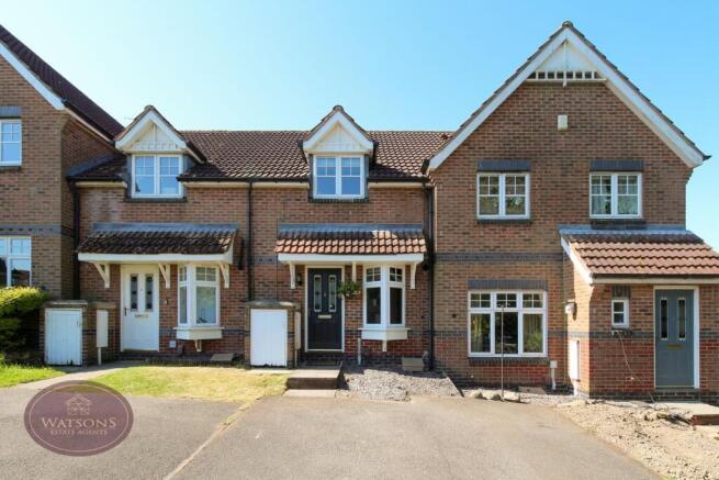 2 bed property, in Revill Close, £175,000