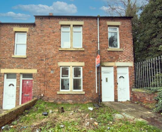 2 bed property, in 23. Denwick Avenue, £25,000