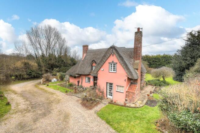 4 bed property, in New Cut, £600,000