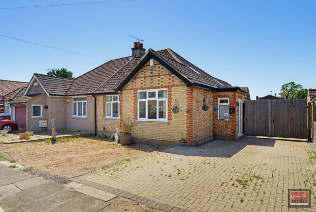3 bed property, in Cecil Road, £625,000