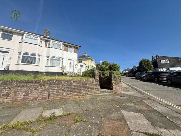 3 bed property, in Bowers Road, £260,000