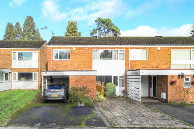 4 bed property, in Milcote Road, £450,000