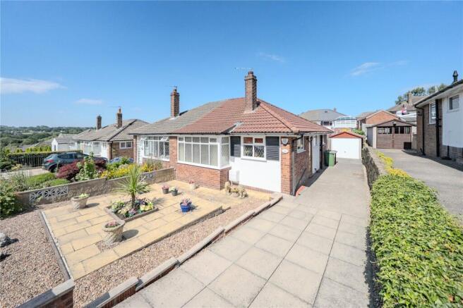 2 bed property, in Green Lane, £255,000