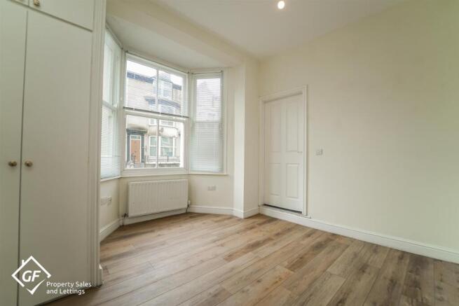 4 bed property, in Poulton Road, £130,000