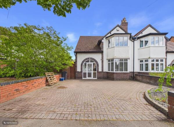 3 bed property, in Green Lanes, £450,000