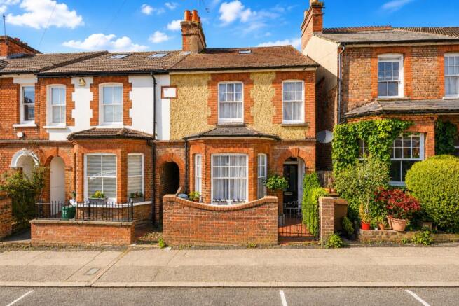 2 bed property, in Etna Road, £650,000