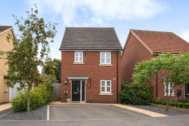 3 bed property, in Thurlow Avenue, £290,000