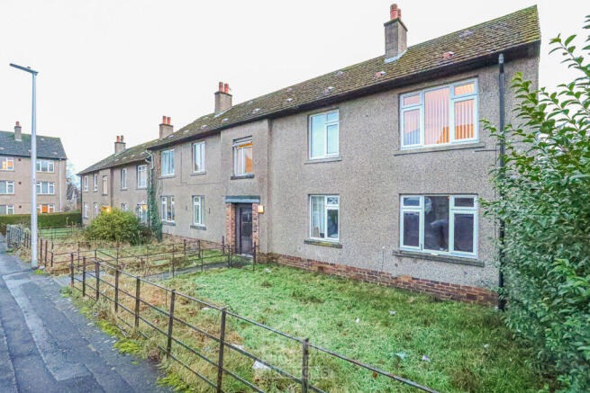 2 bed property, in 23F St Columba Gardens, £59,000