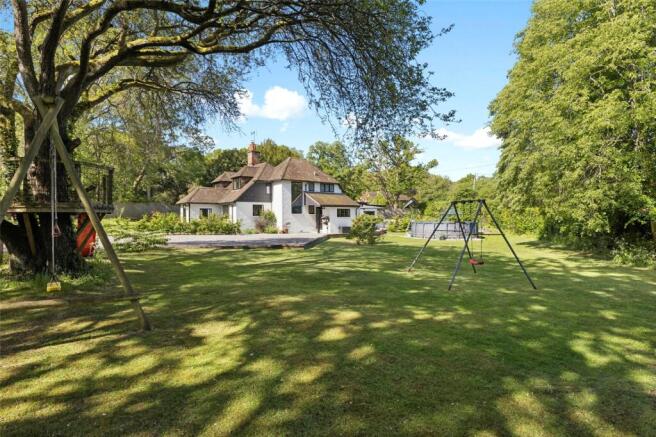 3 bed property, in Southend, £1,200,000