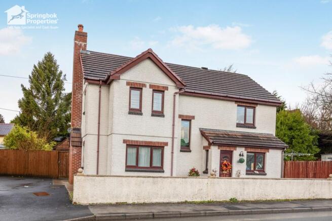 4 bed property, in Llandeilo Road, £295,000