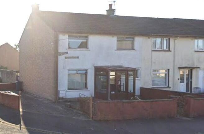3 bed property, in Elms Place, £70,000
