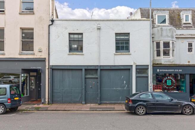 4 bed property, in St. Georges Road, £650,000
