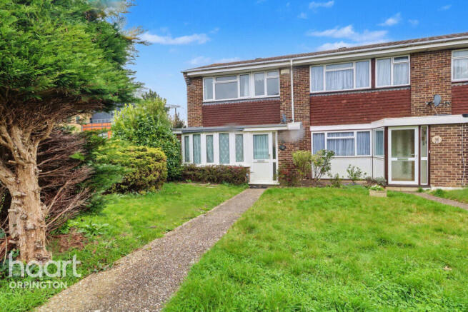 3 bed property, in Wellbrook Road, £450,000