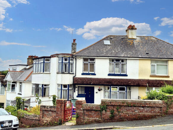 5 bed property, in Langdon Road, £140,000