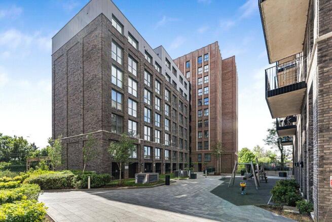 1 bed property, in Marri Street, £250,000