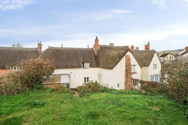3 bed property, in Bridge Street, £250,000