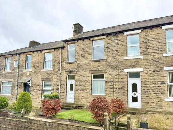 3 bed property, in New Street, £160,000