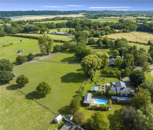 4 bed property, in Horsell Common, £2,500,000