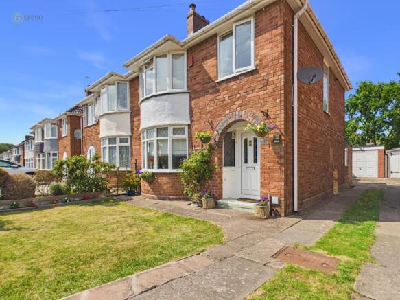 3 bed property, in Whateley Crescent, £325,000
