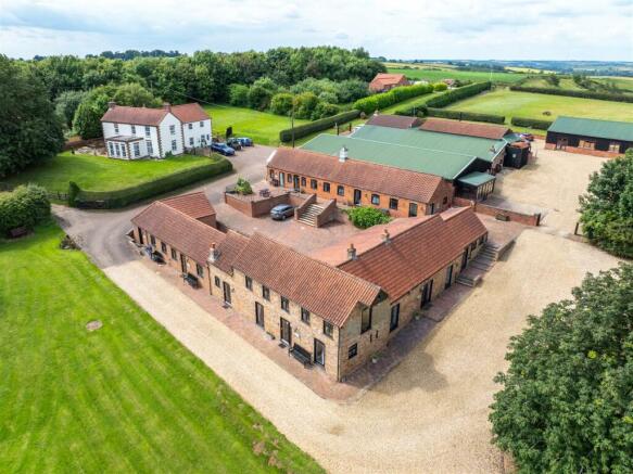 4 bed property, in Hemingby Road, £2,995,000