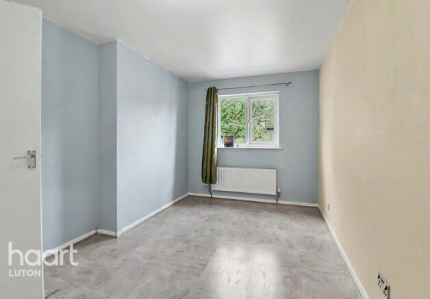 3 bed property, in Hibbert Street, £315,000