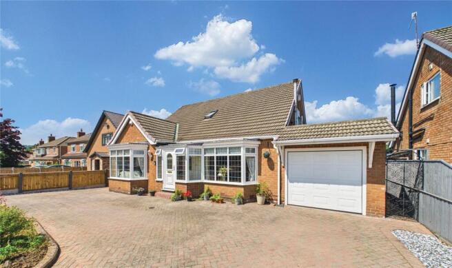 3 bed property, in Thames Avenue, £330,000