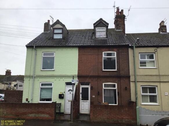 3 bed property, in Seago Street, £85,000