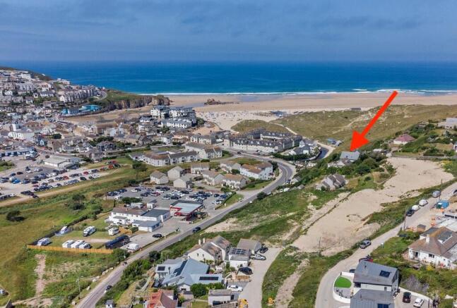 4 bed property, in Ramoth Way, £750,000