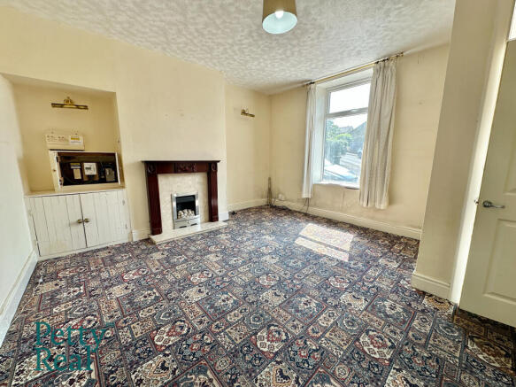 3 bed property, in Wackersall Road, £99,950