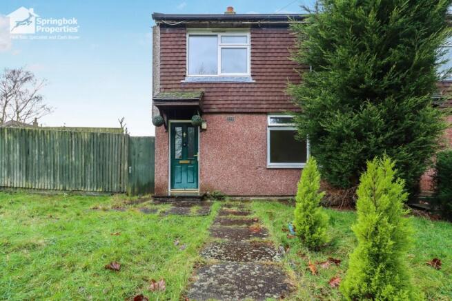 3 bed property, in Barn Close, £115,000