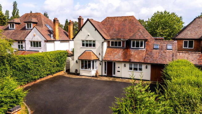 5 bed property, in Rosemary Hill Road, £1,200,000