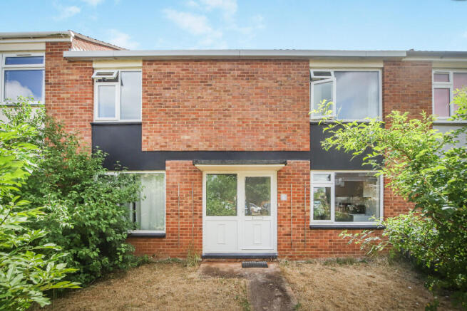 3 bed property, in Bossington Drive, £249,000