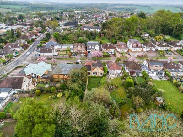 4 bed property, in King James Avenue, £839,000